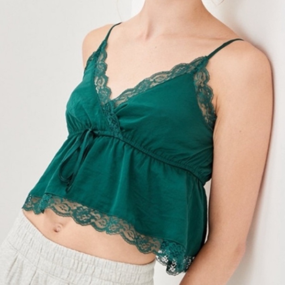 American Eagle Lace Cami Forest Green Cropped Babydoll Top Size Large Satin NWOT